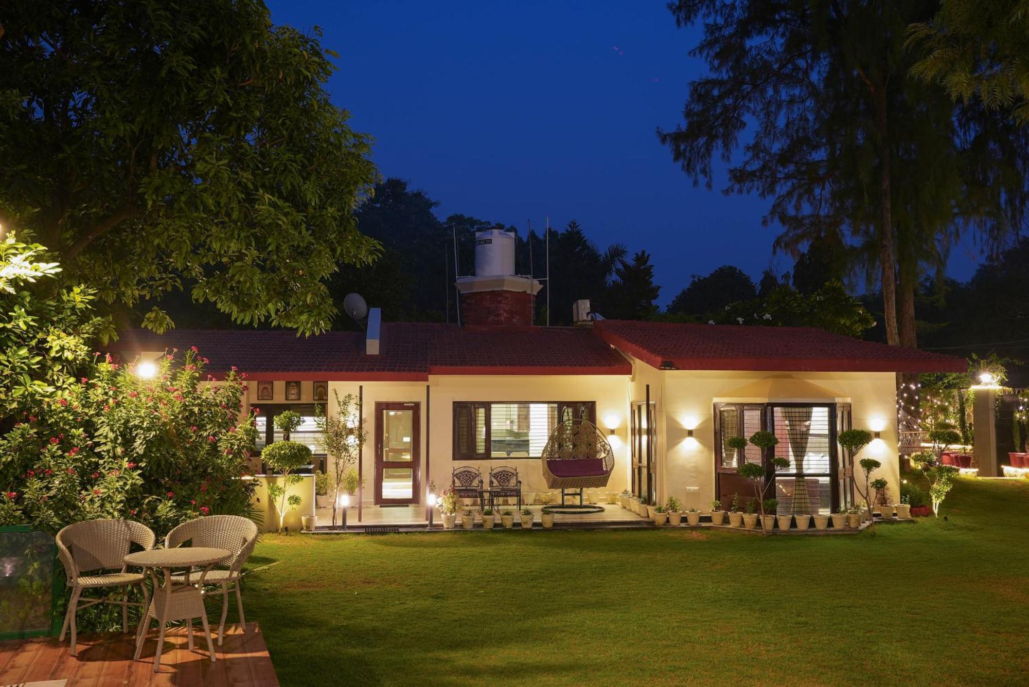 Villa Farm The Retreat - With Private Pool Manesar Exterior foto